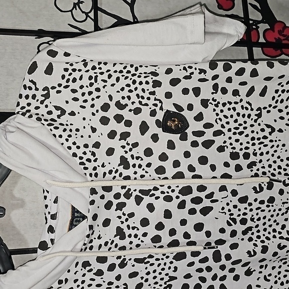 Toku Animal Print Kangaroo Pocket Short Sleeve Hoodie Shirt Size Medium … - Picture 2 of 8